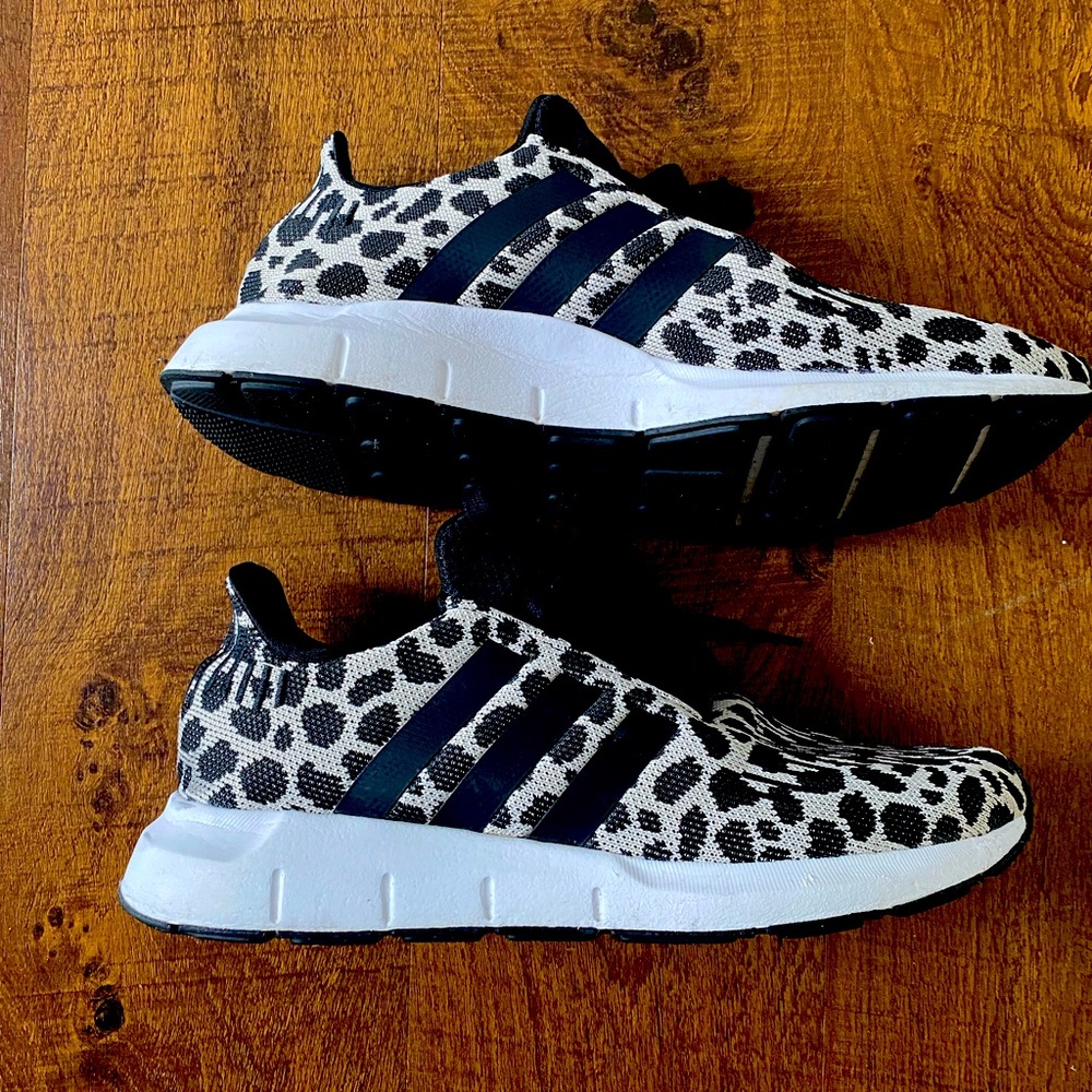 Adidas Women's Swift Run Cheetah Leopard I Sz 9.5